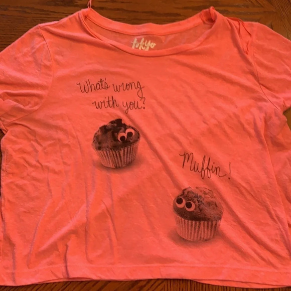 What’s wrong with you Muffin Crop Tee shirt - Picture 4 of 4